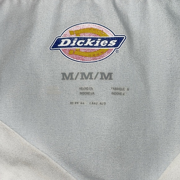 Dickies white scrub top size medium - Picture 5 of 6